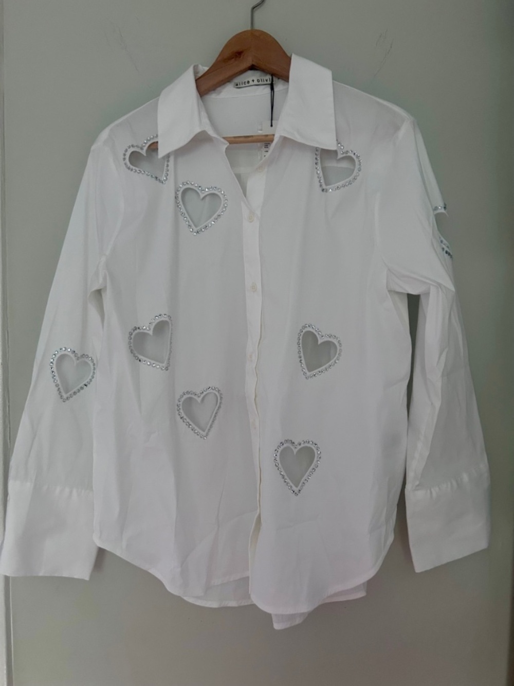 Alice + Olivia Finely Heart Embellished Cotton Shirt size M - Picture 8 of 13